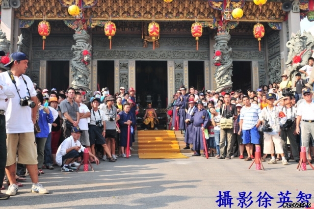 98年10月10日東港王船祭請各位大大共襄盛舉一起蓋大樓