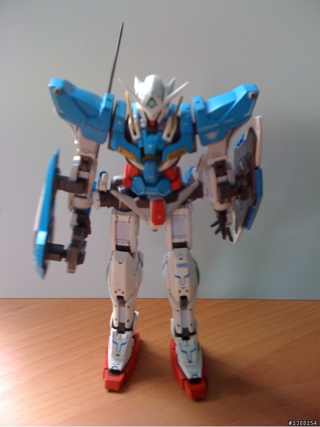 [爛尾作]爛尾001   1:100 exia + 手機超爛鏡頭拍照,請做好傷眼準備@@