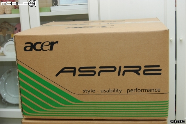 【開箱】平價的文書機 acer Aspire M3202 搭配 acer P221W(預載Windows7)