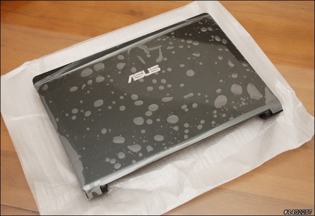 [私開箱] 華碩 ASUS UL80VT @ 我家客廳...不專業測試Turbo33小超頻功能！