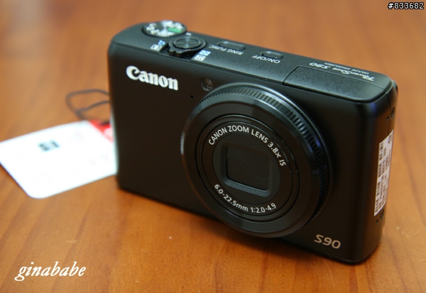 我終於買到Canon S90 啦!!!