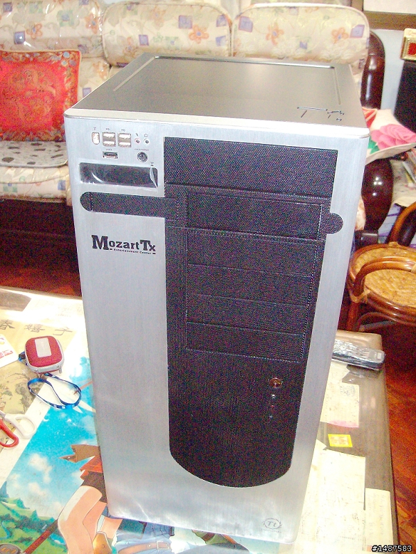 Thermaltake MozartTX 開箱簡介