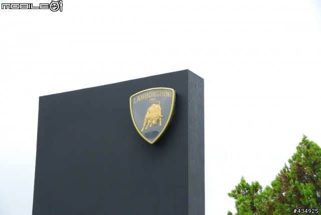 [分享]博物館巡禮之馬面與牛頭~~~Lamborghini Museum(圖多)