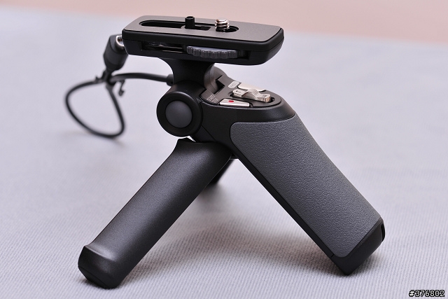 [分享] SONY GP-AVT1 手持/桌上型三腳架 開箱