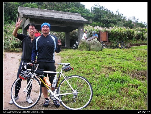 跟著我的車尾燈之秀秀約騎--初探風櫃嘴--