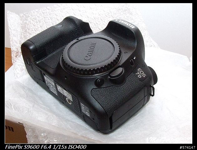 [開箱]開不膩之Canon 7D+55-250 IS開箱文