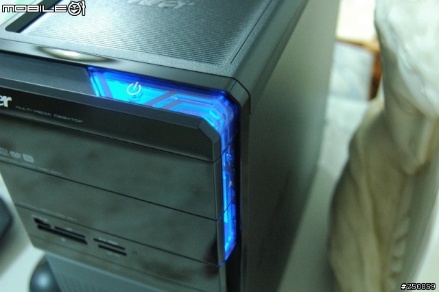 【開箱】平價的文書機 acer Aspire M3202 搭配 acer P221W(預載Windows7)