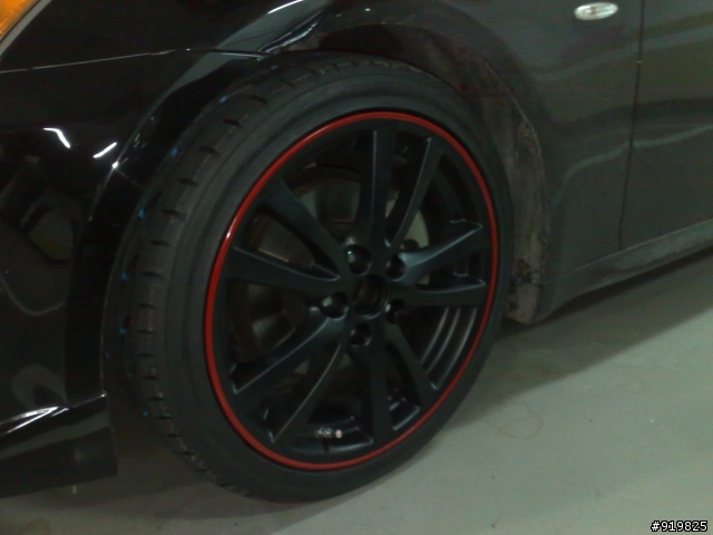 【分享】小I再度換新鞋(原廠18吋烤紅、黑雙色+TOYO的T1R新胎)