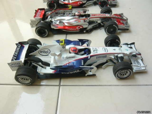 模型車收藏分享[010-Minichamps & Hotwheel, 1/18, F1 賽車]