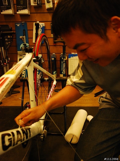 樺哥的2010 Gaint TCR Advanced 3 白紅S號開箱文(千等萬等還是等到了拉)