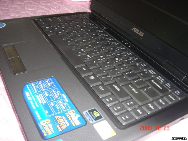 華碩新機搭載win7 64位元筆電 F83vf 簡單開箱文(新增XP灌法)