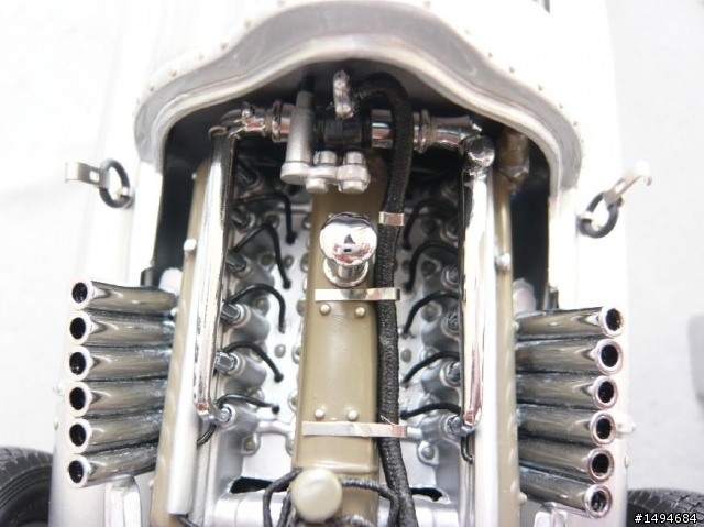 模型車收藏分享[002-CMC-M027, 1/18, Auto-Union Typ D, 1938]