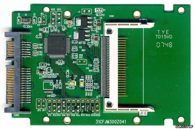 [測試]錸德555X 16GB CF記憶卡與233X同場廝殺之SSD篇