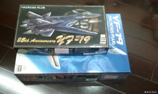 [開箱] 長谷川 1:48 vf-19