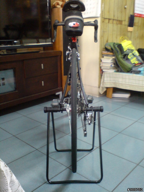 請有消光黑CAAD 9的大大一起來貼您的愛車(我還沒看過跟我一樣的車色)