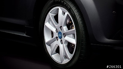 Focus 1.8 4D 鋁圈？