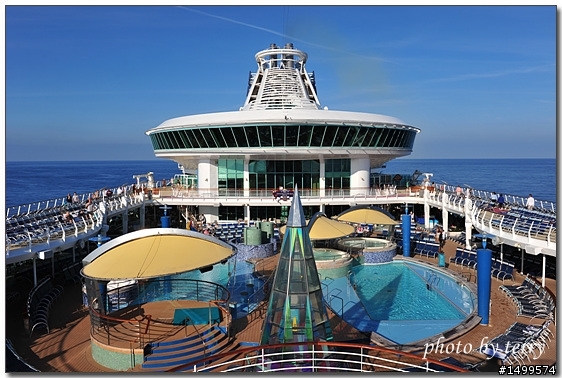 海上活動城市-皇家加勒比海遊輪海洋航行者號(Voyager of the Seas )