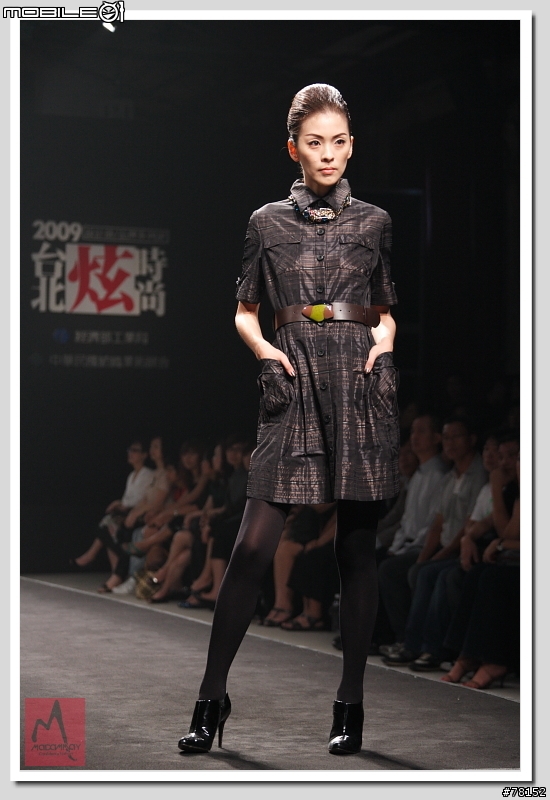 [冷門鏡]EF 28-300mm F3.5-5.6L IS USM 蓋的出樓嗎?