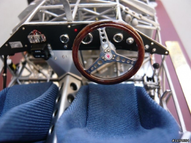 模型車收藏分享[001-CMC, 1/18, Maserati Tipo 61 Birdcage, 1961]