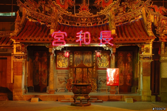 三級古蹟『長和宮』外媽祖廟夜拍-大家沒事去拜一拜吧