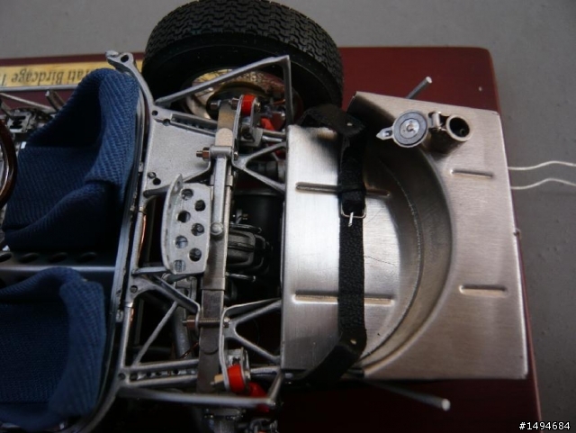 模型車收藏分享[001-CMC, 1/18, Maserati Tipo 61 Birdcage, 1961]