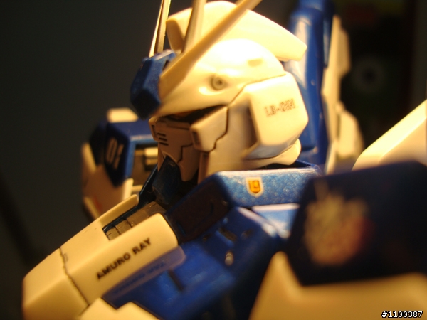 [新手分享] MG 版 RX-93  Hi-nu_ 12/17 新增圖片