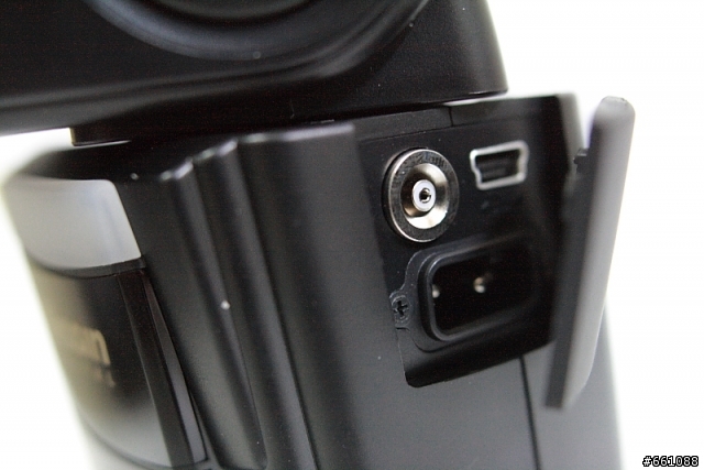 [分享] 冷門閃燈Nissin Di866 For Canon