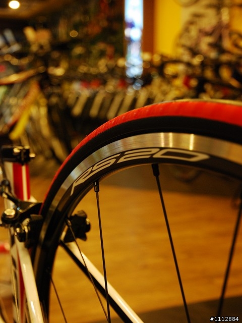 樺哥的2010 Gaint TCR Advanced 3 白紅S號開箱文(千等萬等還是等到了拉)