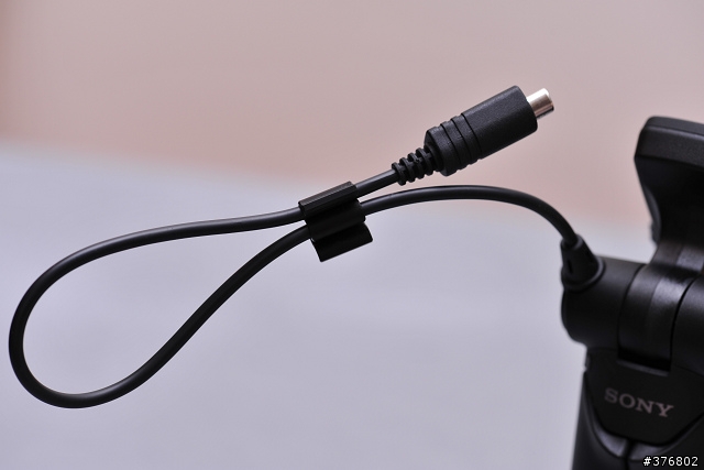 [分享] SONY GP-AVT1 手持/桌上型三腳架 開箱