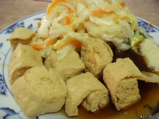 (高雄美食)國民市場（忠孝夜市）之滿品香臭豆腐