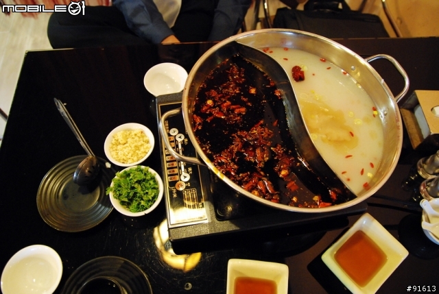 [分享-九寨溝] 絕塵九寨水如仙---峨眉樂山蜀中行