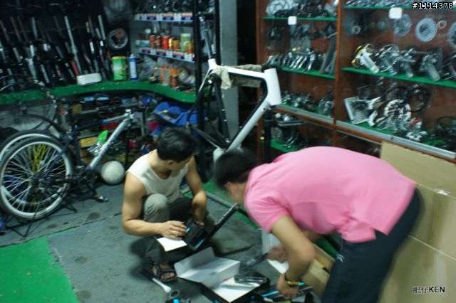 [開箱文] 無品牌公路車之皇后的新衣