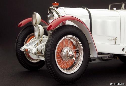 模型車收藏分享[004-CMC-M055, 1/18, Mercedes-Benz SSKL, Mille Miglia, 1931（白象）]