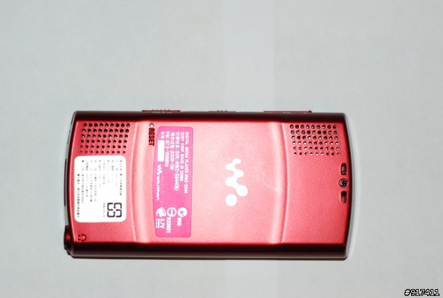 [開箱]新walkman SONY NWZ-S544 （豔紅）