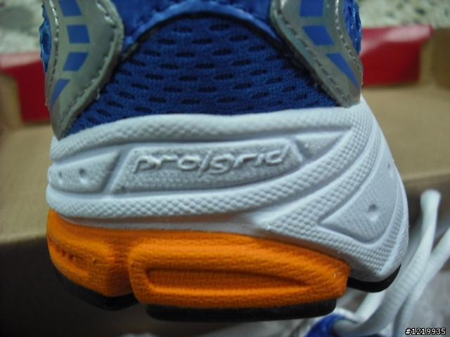 [分享]Saucony ProGrid Ride 慢跑鞋開箱文