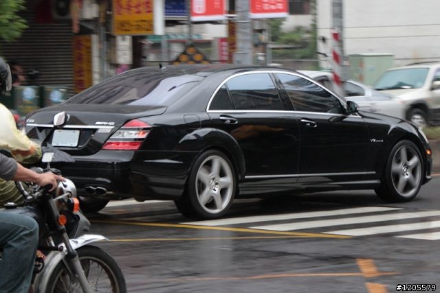 終於看到了 - S65 AMG !!