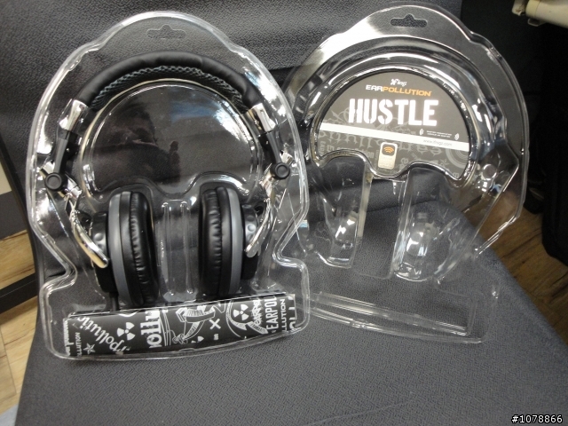 [開箱]iFrogz EarPollution DJ Style耳機開箱文