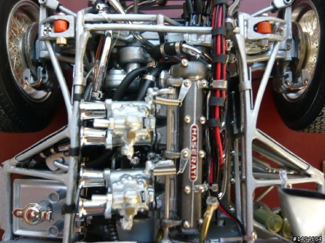 模型車收藏分享[001-CMC, 1/18, Maserati Tipo 61 Birdcage, 1961]