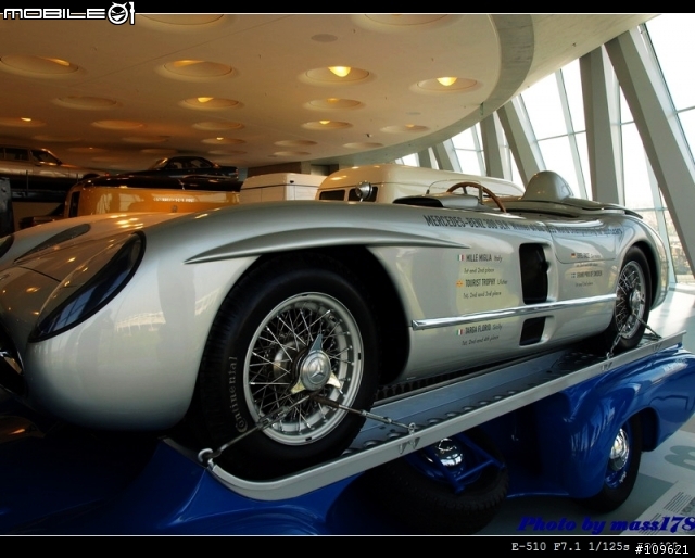 璀璨耀眼的恆星:Mercedes-Benz博物館參訪