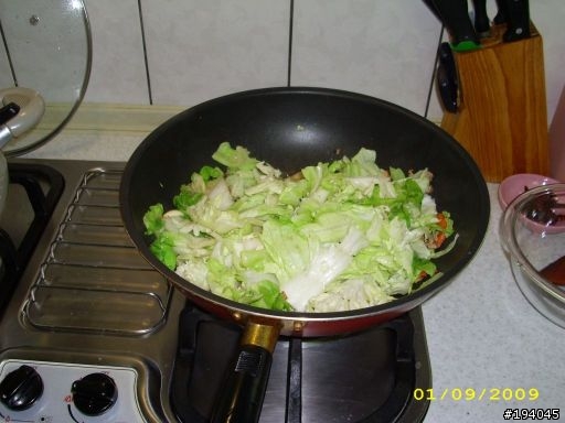 今晚的晚餐食譜-麻婆豆腐、魯白菜、香菇味噌湯，圖多，附做法