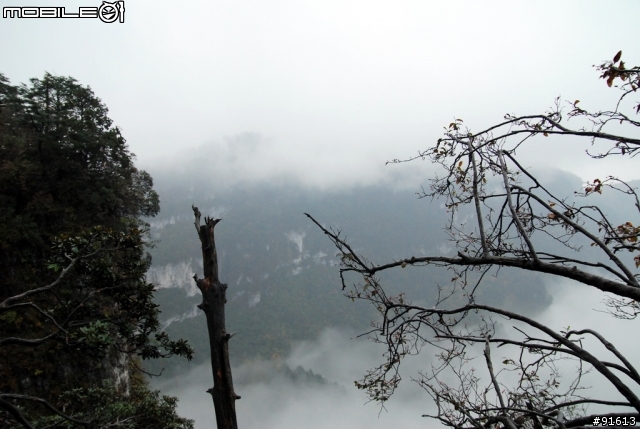 [分享-九寨溝] 絕塵九寨水如仙---峨眉樂山蜀中行