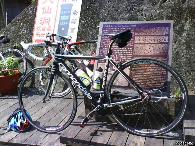 CANNONDALE 2010  SuperSix Ultimate 開箱喽!(秤重照已補)