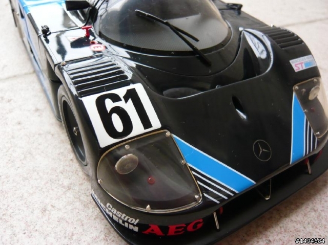 模型車收藏分享[018-Exoto-RLG19190, 1/18, Sauber-Mercedes C9 #61, 1988]