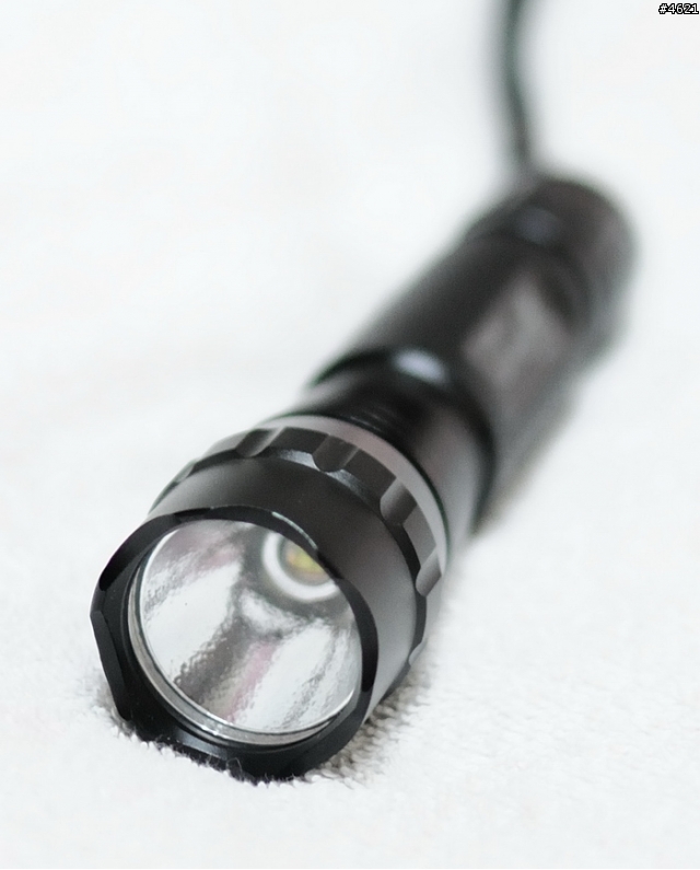 [分享]低調卻不凡的手電筒（車燈）cree mc-e與Q5槍燈的比較