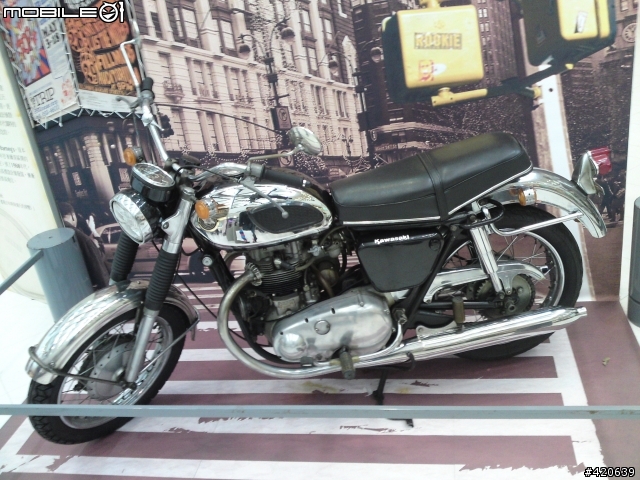 台南新天地 - 復古機車展 - LG KC910 隨手拍