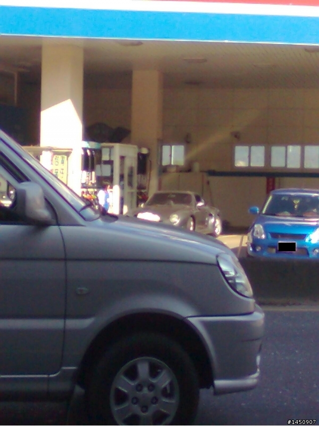 這台PORSCHE是...?