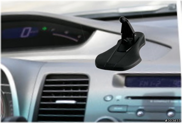 請問有無Civic8的車友用過Garmin的矽膠或沙包導航固定座?