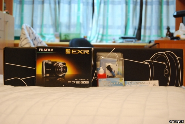 [鏡面工藝] - F72EXR   購買心路 與 外觀分享