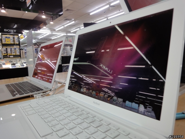 新入手LED MacBook ！