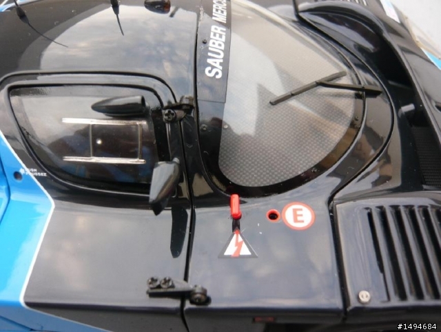 模型車收藏分享[018-Exoto-RLG19190, 1/18, Sauber-Mercedes C9 #61, 1988]